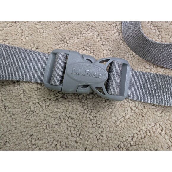 L.L. Bean Fanny Pack Black Waist Belt Buckle Zip Outdoor Hiking - Picture 7 of 8